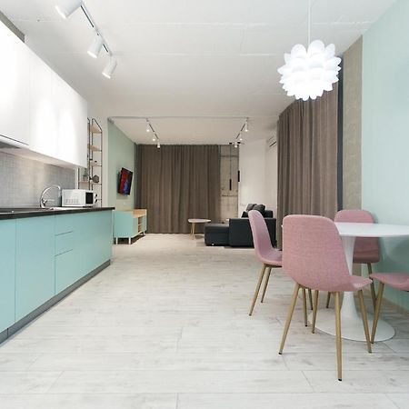 Vip Apartmen Loft Soumy Extérieur photo