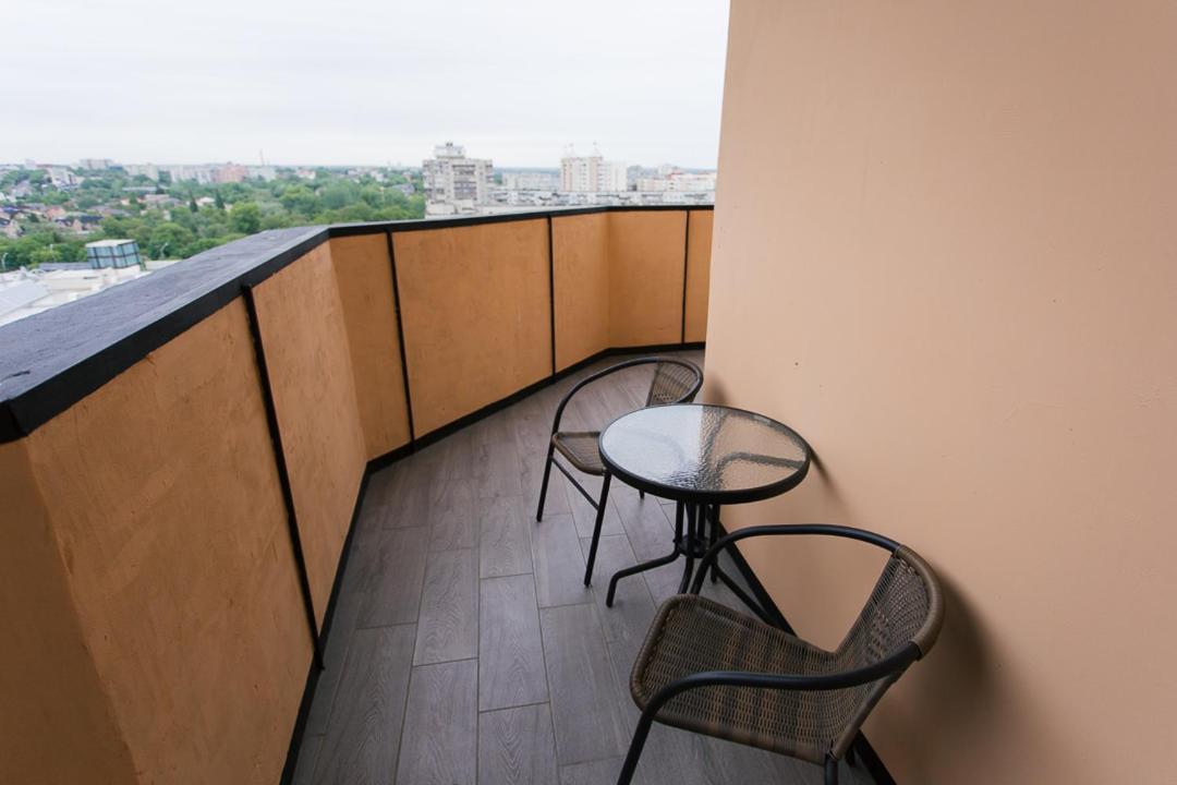 Vip Apartmen Loft Soumy Extérieur photo